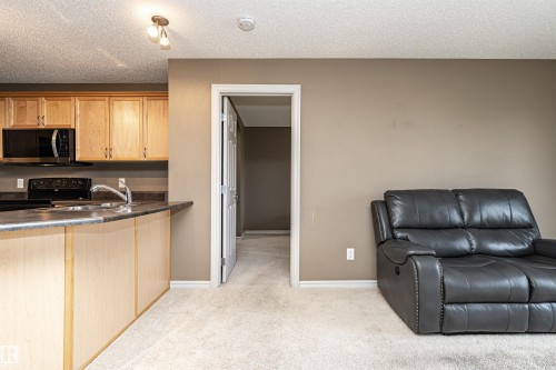 318 13830 150 Avenue, Edmonton, AB 