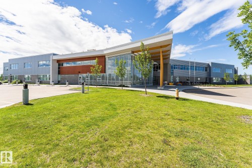 318 13830 150 Avenue, Edmonton, AB 