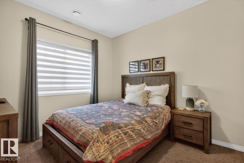 15 3305 Orchards Link Link, Edmonton, AB 
