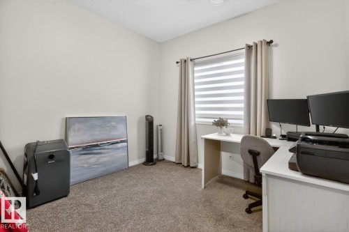 15 3305 Orchards Link Link, Edmonton, AB 