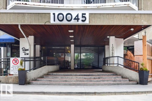 1701 10045 117 Street, Edmonton, AB 