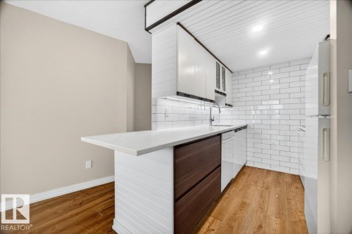 1701 10045 117 Street, Edmonton, AB 