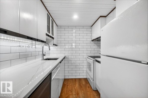 1701 10045 117 Street, Edmonton, AB 
