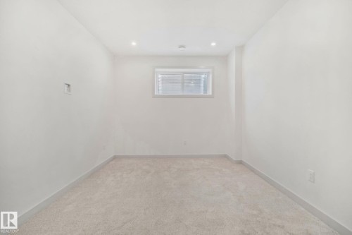 122 Royal Street, St. Albert, AB 