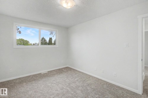 9B Clareview Village, Edmonton, AB - Indoor Photo Showing Other Room