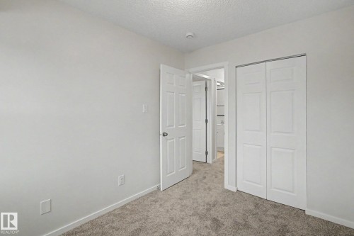 9B Clareview Village, Edmonton, AB - Indoor