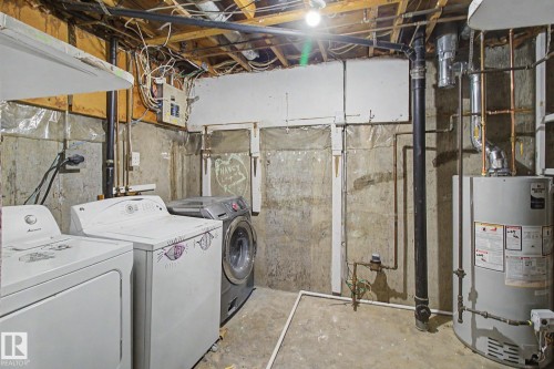 9B Clareview Village, Edmonton, AB - Indoor Photo Showing Laundry Room