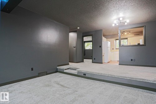 3959 62 Street Nw, Edmonton, AB - Indoor Photo Showing Other Room