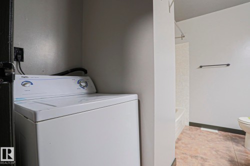 3959 62 Street Nw, Edmonton, AB - Indoor Photo Showing Laundry Room