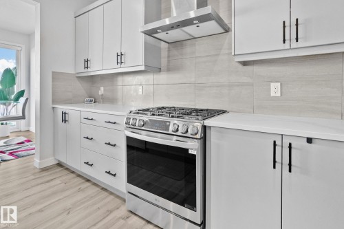15816 29 Avenue, Edmonton, AB 