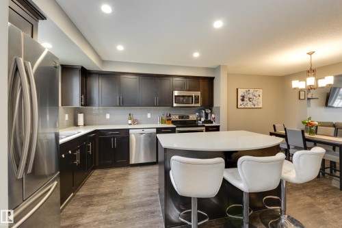 2079 Desrochers Drive, Edmonton, AB - Indoor Photo Showing Kitchen With Upgraded Kitchen