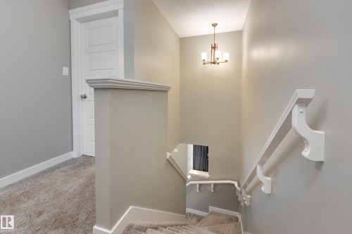 2079 Desrochers Drive, Edmonton, AB - Indoor Photo Showing Other Room
