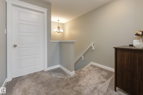 2079 Desrochers Drive, Edmonton, AB - Indoor Photo Showing Other Room