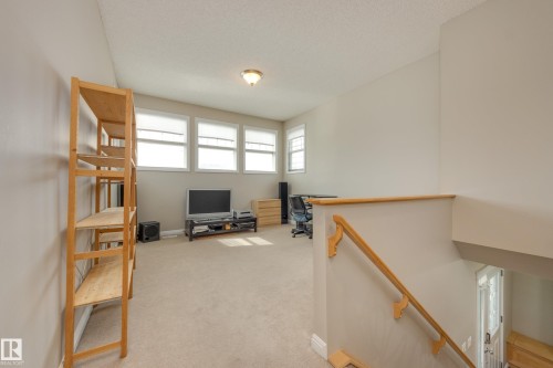 2426 Hagen Way, Edmonton, AB - Indoor Photo Showing Other Room