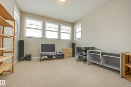 2426 Hagen Way, Edmonton, AB - Indoor