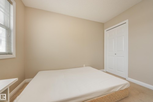 2426 Hagen Way, Edmonton, AB - Indoor Photo Showing Bedroom