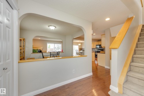 2426 Hagen Way, Edmonton, AB - Indoor Photo Showing Other Room