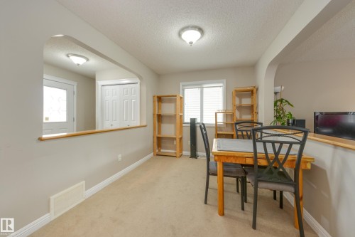 2426 Hagen Way, Edmonton, AB - Indoor Photo Showing Other Room
