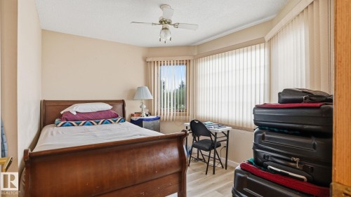 6119 156 Avenue, Edmonton, AB 