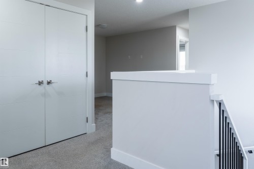 2104 160 Street Sw, Edmonton, AB 