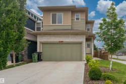 2104 160 Street SW  Edmonton, AB T6W 4E5