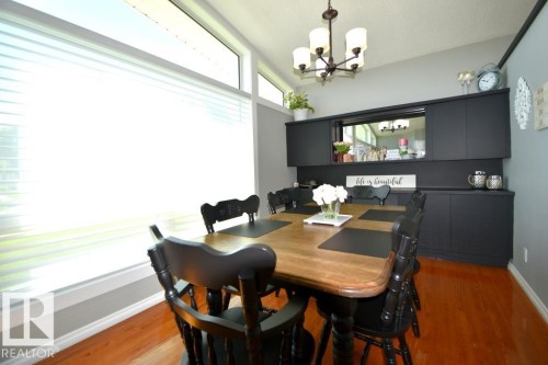 9212 132A Avenue Nw, Edmonton, AB 