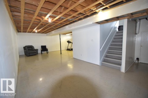 9212 132A Avenue Nw, Edmonton, AB 