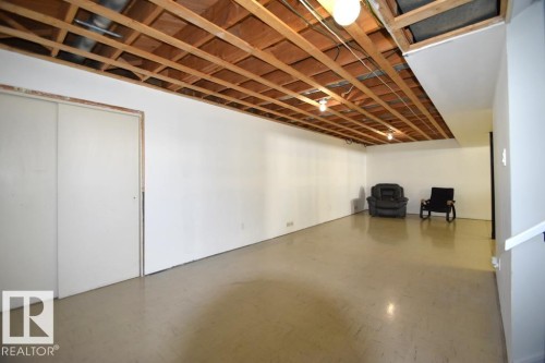 9212 132A Avenue Nw, Edmonton, AB 