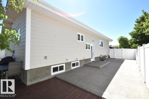 9212 132A Avenue Nw, Edmonton, AB 