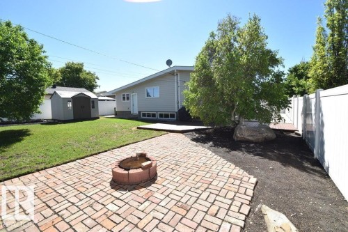 9212 132A Avenue Nw, Edmonton, AB 