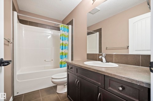 6715 19 Avenue, Edmonton, AB 