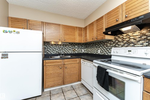 1102 10149 Saskatchewan Drive, Edmonton, AB 