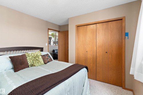 11328 173 Avenue, Edmonton, AB 