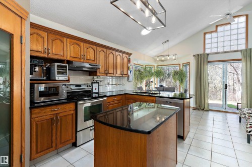 11328 173 Avenue, Edmonton, AB 