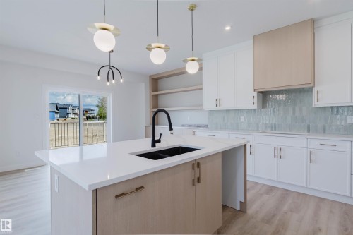703 Elderberry Close, Edmonton, AB 