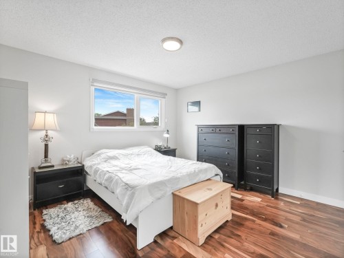 180 Dunluce Road, Edmonton, AB 