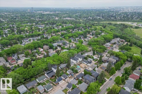 9324 70 Avenue, Edmonton, AB 