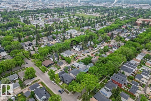 9324 70 Avenue, Edmonton, AB 