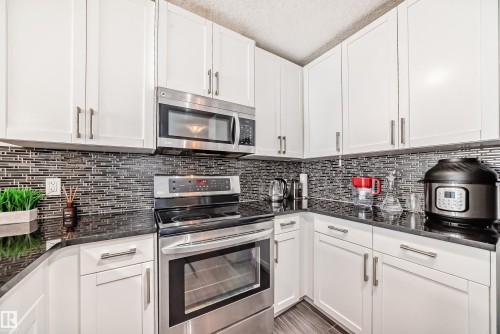 5151 Windermere Boulevard, Edmonton, AB 