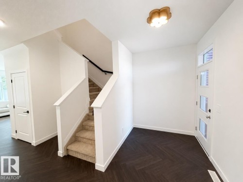 1727 Crossbill Loop, Edmonton, AB 