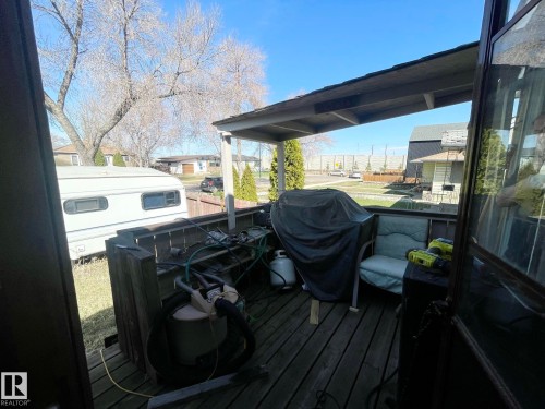 7608 125 Avenue, Edmonton, AB 