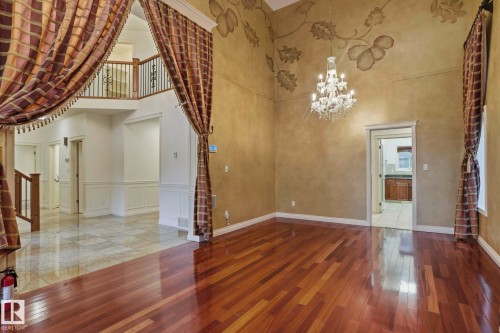 926 Hollingsworth Bend, Edmonton, AB 