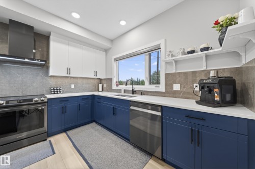 9747 101 Street, Edmonton, AB 