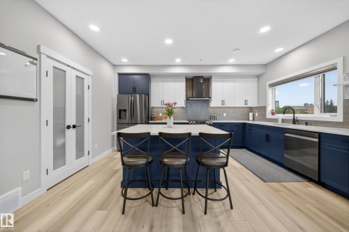 9747 101 Street, Edmonton, AB 