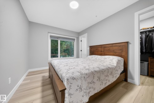 9747 101 Street, Edmonton, AB 