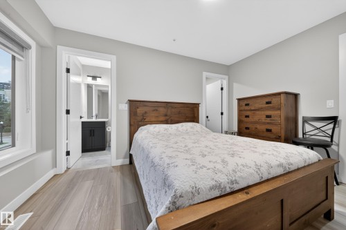 9747 101 Street, Edmonton, AB 