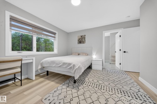 9747 101 Street, Edmonton, AB 
