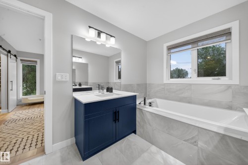9747 101 Street, Edmonton, AB 