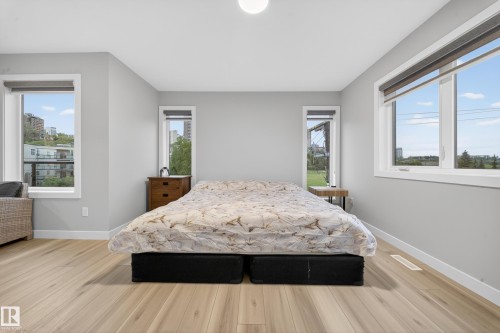 9747 101 Street, Edmonton, AB 
