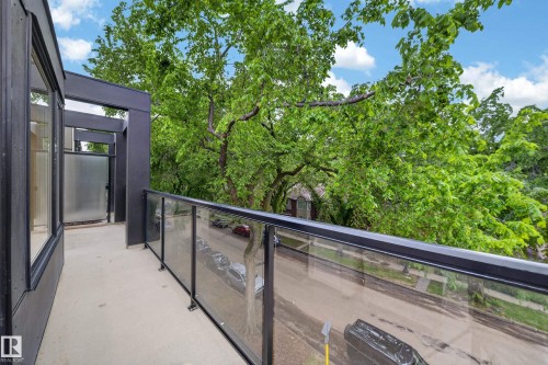 9747 101 Street, Edmonton, AB 